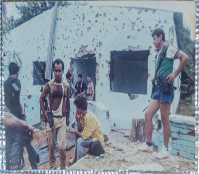 FOTOGRAFIA DE TOMA GUERRILLERA